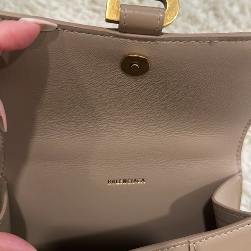 Balenciaga hourglass XS RARE beige taupe smooth leather antique gold hardware - Picture 9 of 10